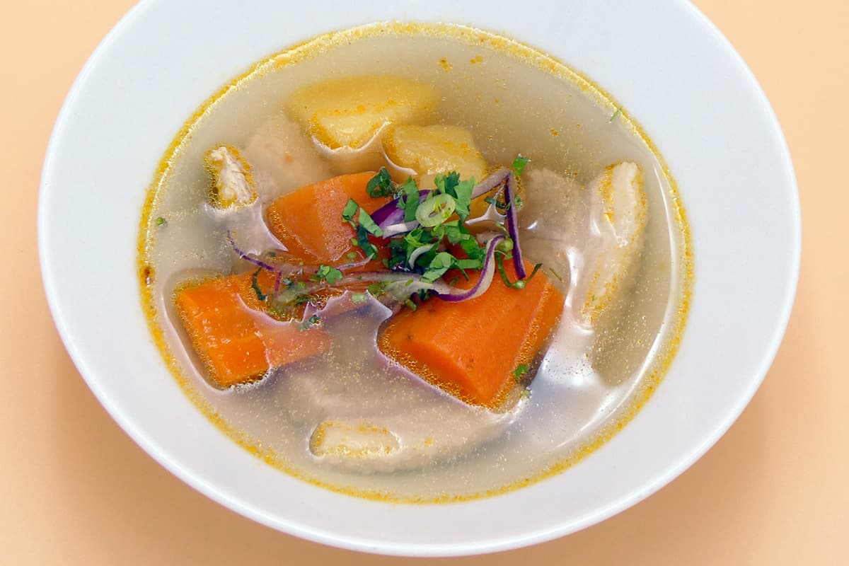 B4. Trứng chần tái