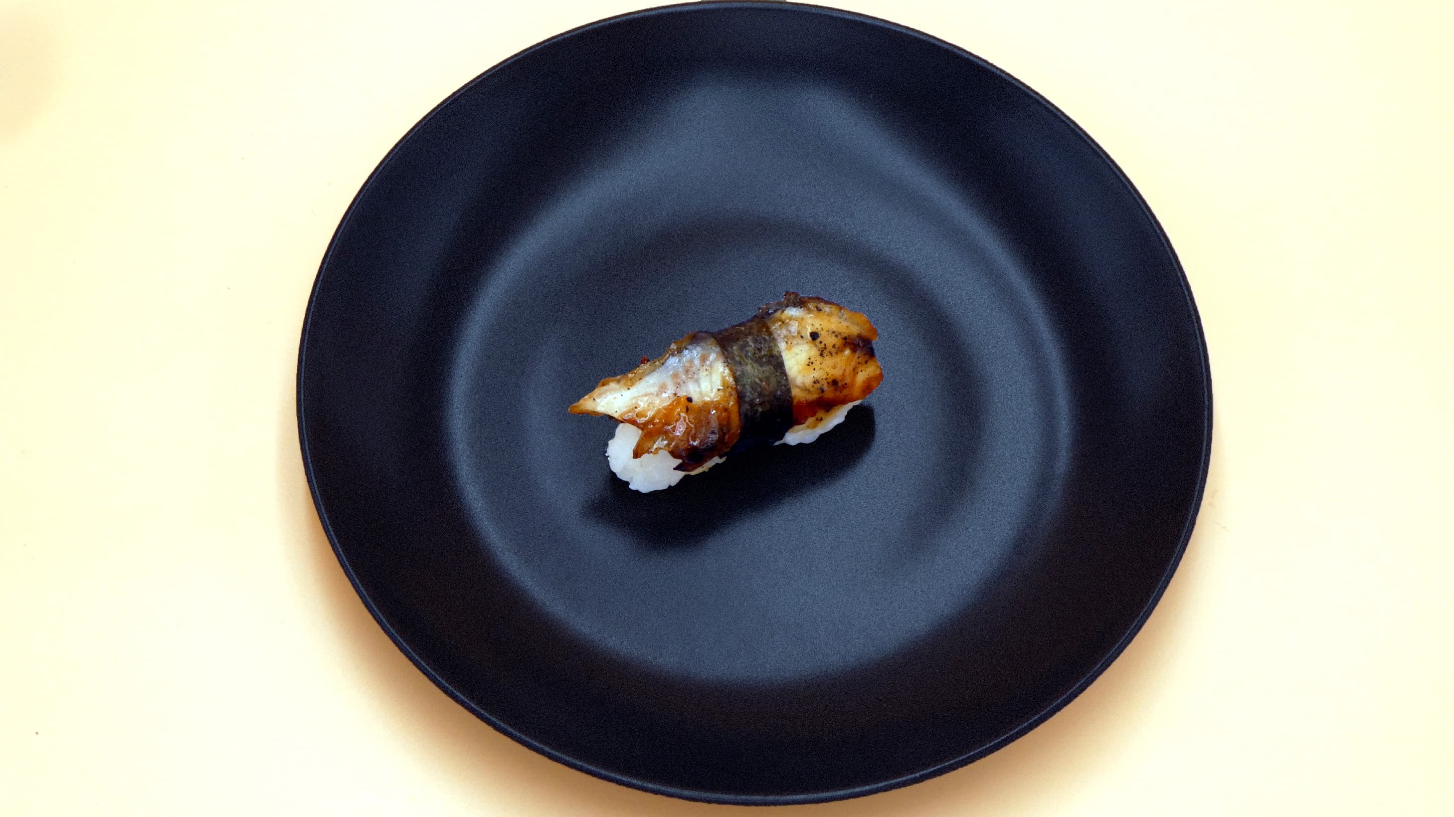 S12. Nigiri úhoř – 1 ks