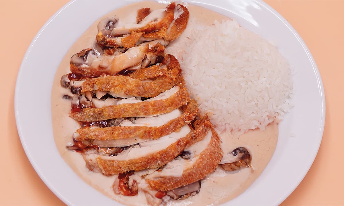 6. Đùi gà sốt nấm